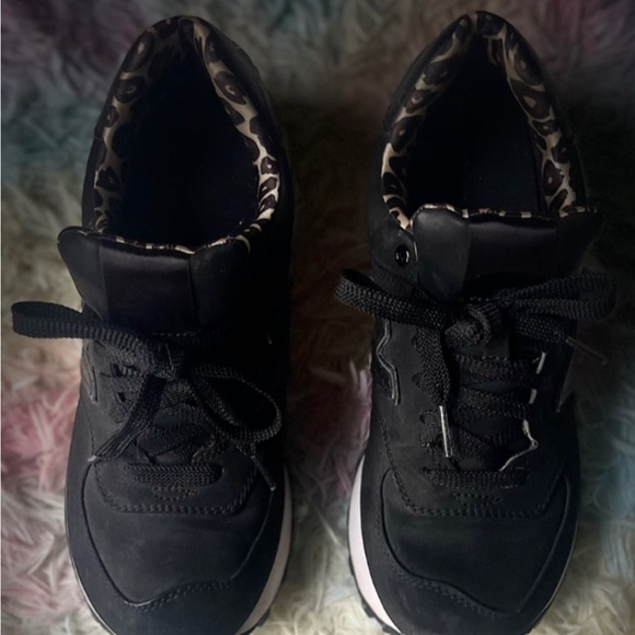 New Balance 574 Running Shoe Black Leopard Print WL574SPK Women Size US 8 - Picture 7 of 10